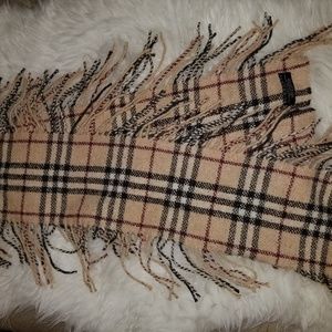 Authentic Burberry Wool Fringe Scarf